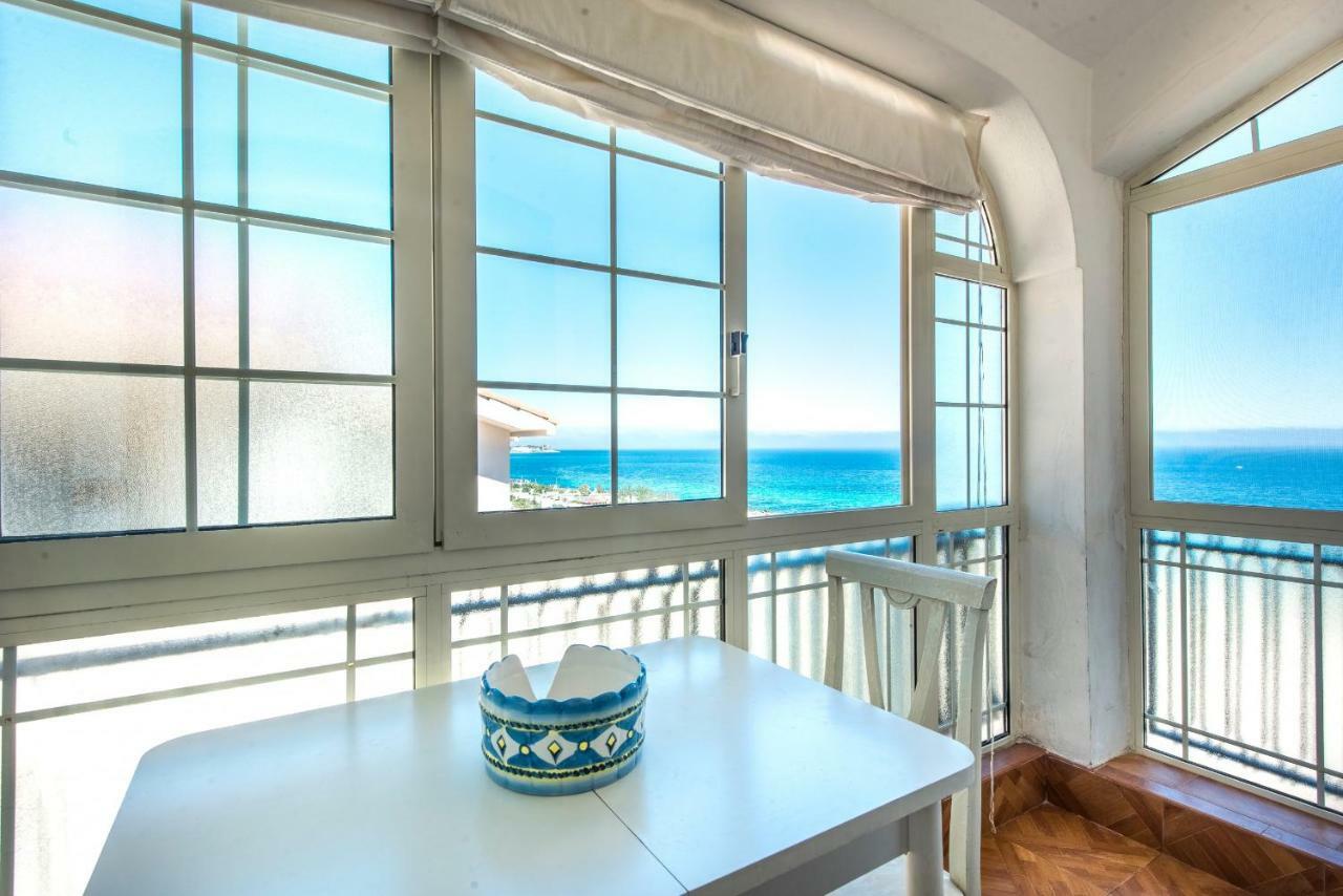 Casa Con Terrazza Sul Mare All'Addaura 팔레르모 외부 사진