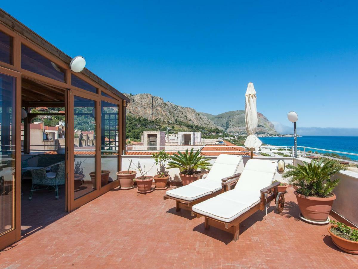 Casa Con Terrazza Sul Mare All'Addaura 팔레르모 외부 사진